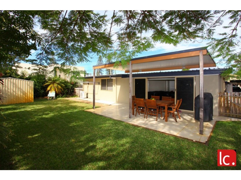 15 Yacht Street, Southport QLD 4215