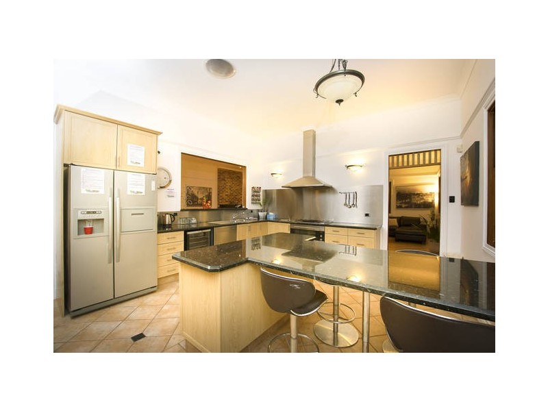 52 Parkway Drive, Advancetown QLD 4211