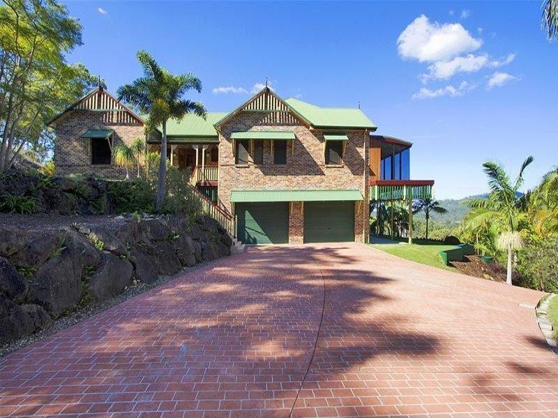 52 Parkway Drive, Advancetown QLD 4211