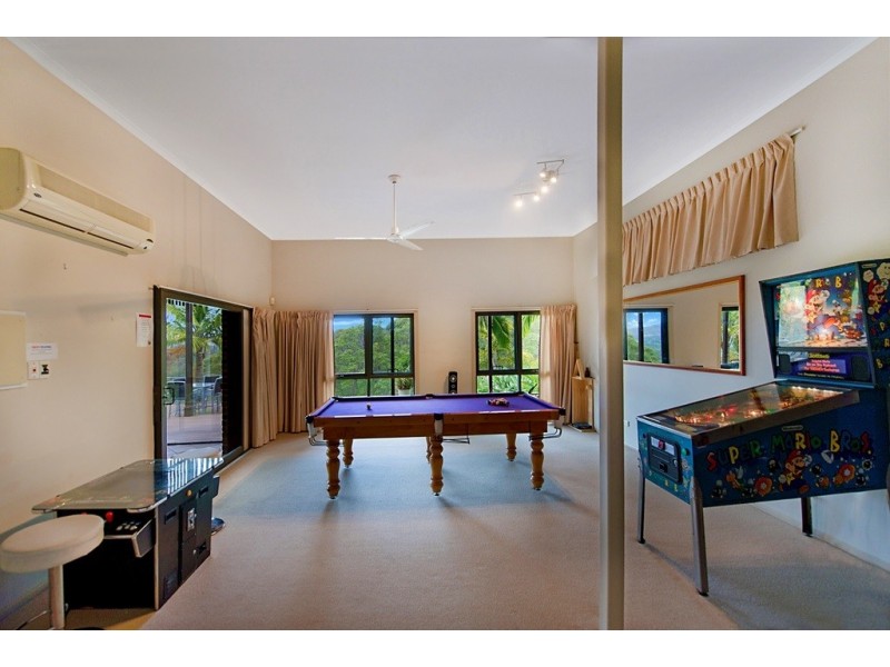 52 Parkway Drive, Advancetown QLD 4211