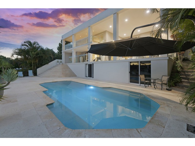 5 Riverbank Court, Ashmore QLD 4214