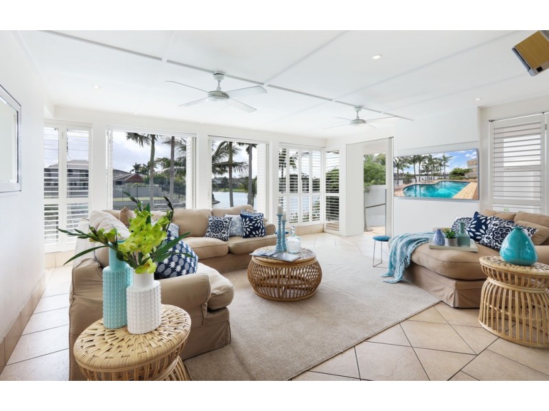 60 Blair Athol Crescent, Sorrento QLD 4217