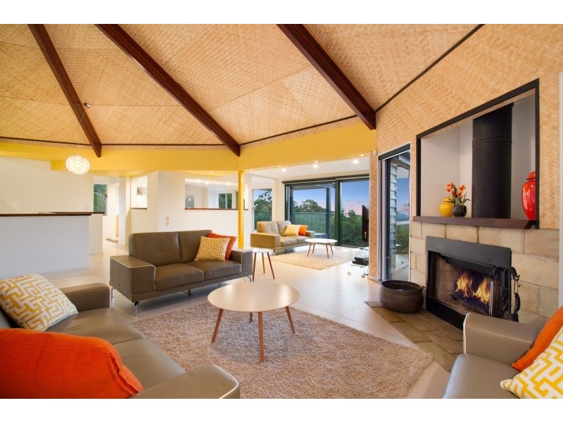 16 Erebus Court, Tamborine Mountain QLD 4272