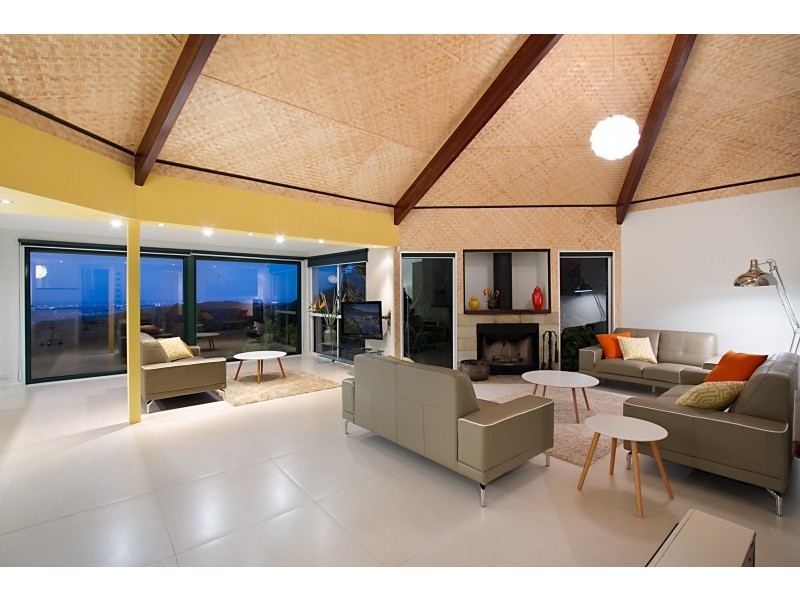 16 Erebus Court, Tamborine Mountain QLD 4272