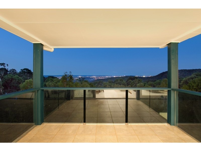 16 Erebus Court, Tamborine Mountain QLD 4272