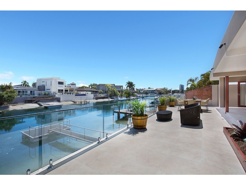 46 The Promenade, Isle Of Capri QLD 4217