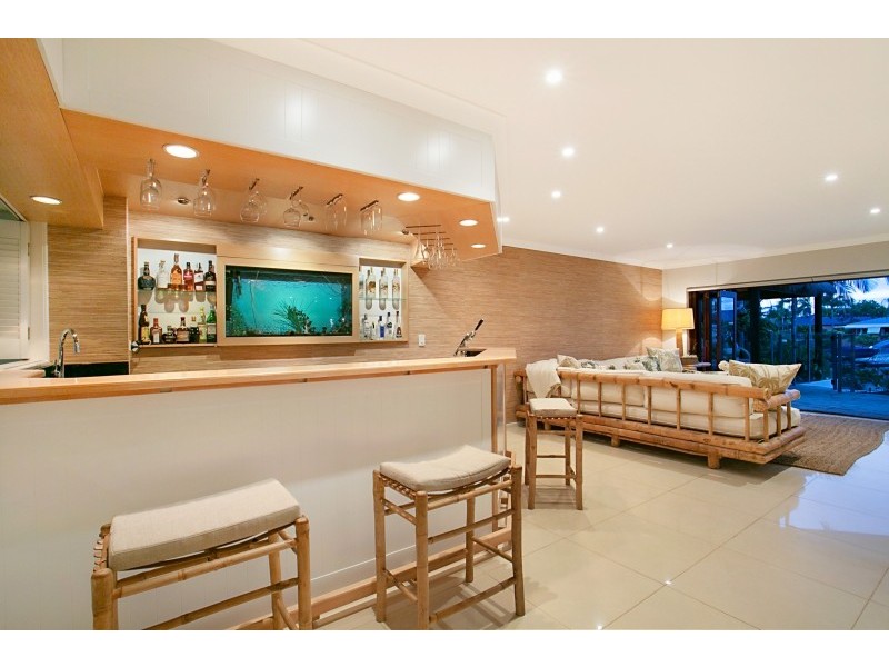 13 Argyle Crescent, Sorrento QLD 4217