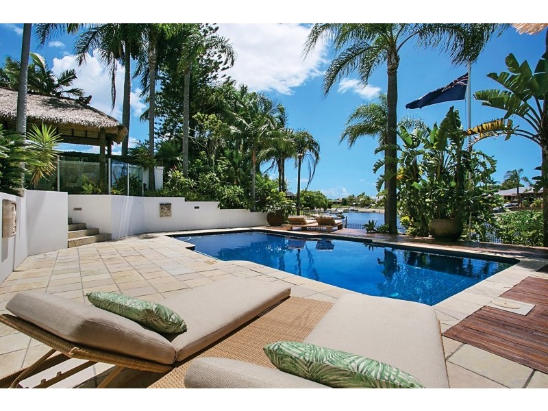 13 Argyle Crescent, Sorrento QLD 4217