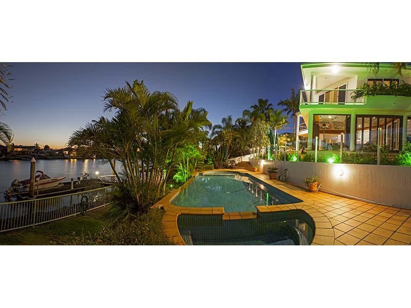 26 Cabana Boulevard, Benowa Waters QLD 4217