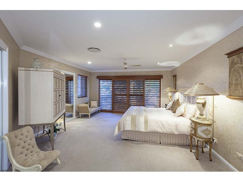 26 Cabana Boulevard, Benowa Waters QLD 4217