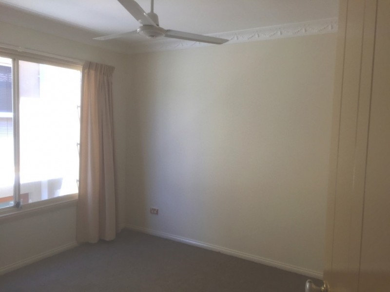 1/18 Paradise Island, Surfers Paradise QLD 4217
