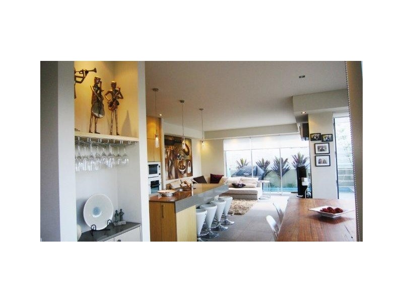 1/12 Oak Avenue, Surfers Paradise QLD 4217