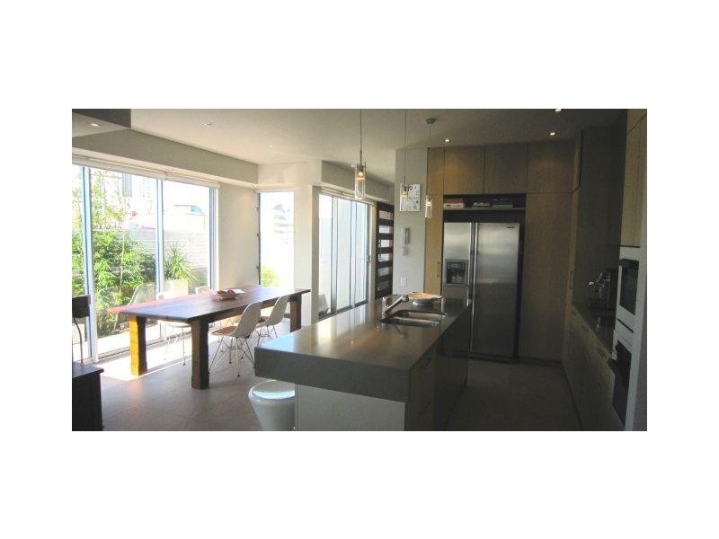 1/12 Oak Avenue, Surfers Paradise QLD 4217