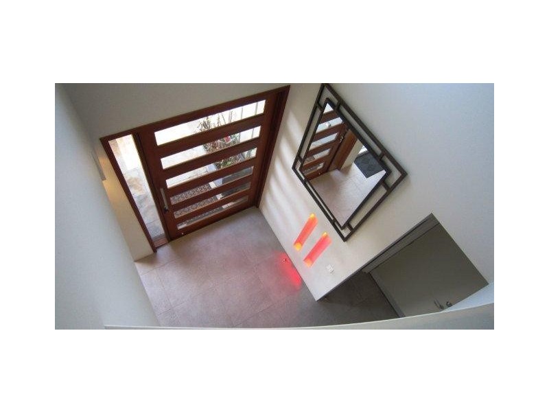 1/12 Oak Avenue, Surfers Paradise QLD 4217