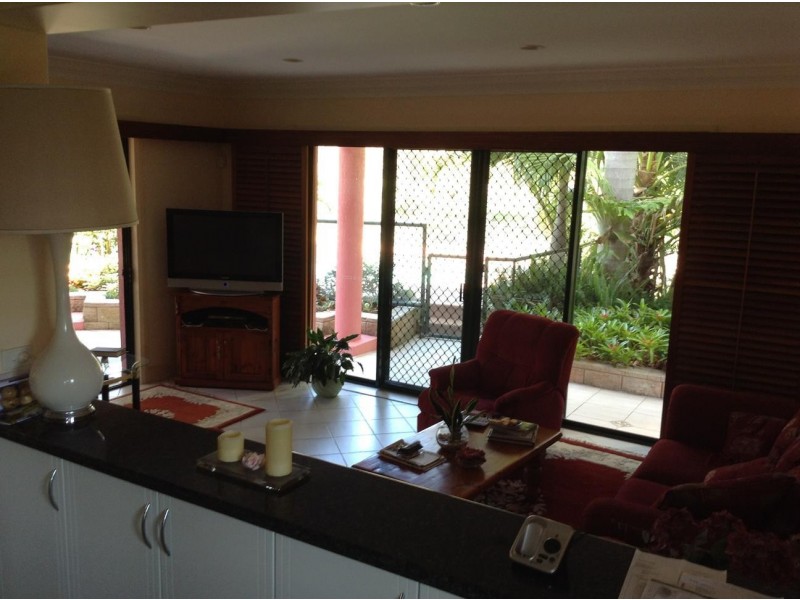 140/40 Surfers Waters Estate, Southport QLD 4215