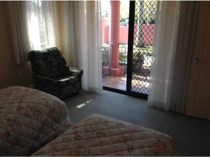 140/40 Surfers Waters Estate, Southport QLD 4215