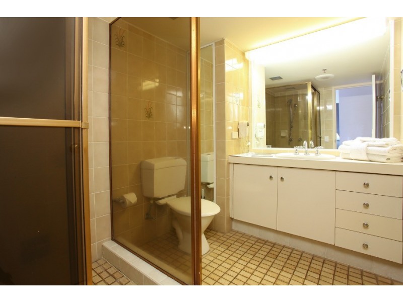 39/4 ‘Acapulco’ Thornton Street, Surfers Paradise QLD 4217