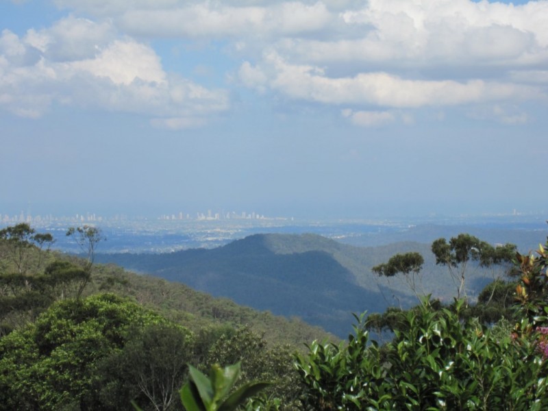 83 Bateke Road, Tamborine Mountain QLD 4272