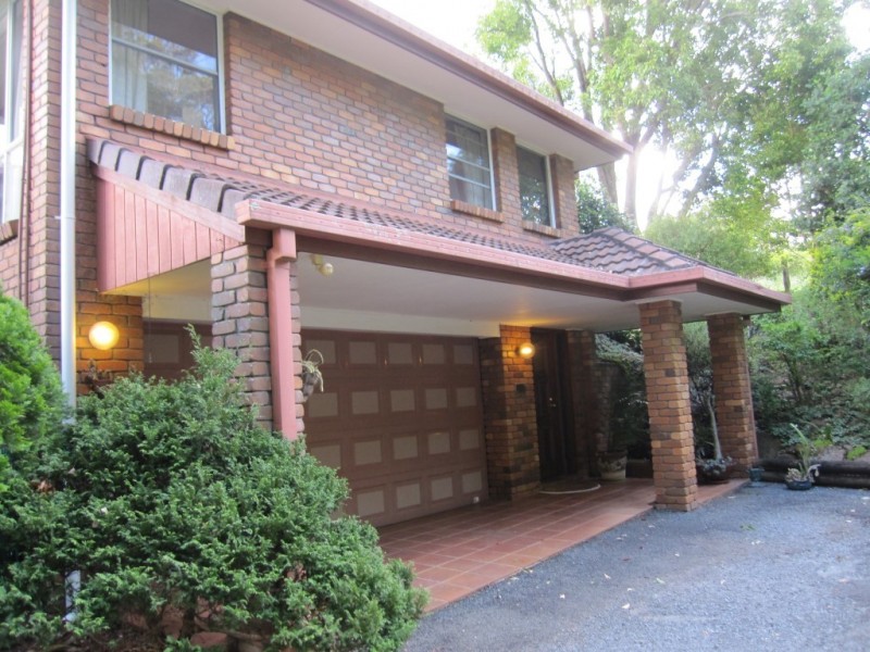 83 Bateke Road, Tamborine Mountain QLD 4272