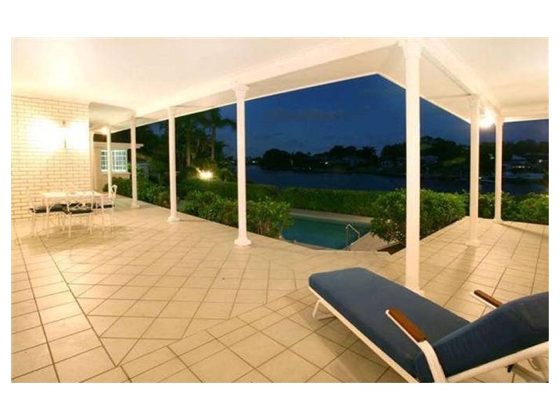 12 Marseille Court, Sorrento QLD 4217