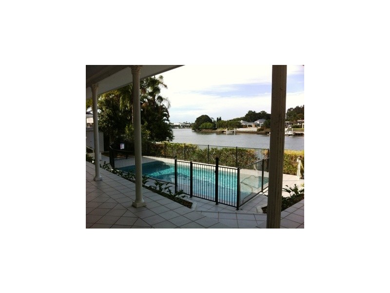 12 Marseille Court, Sorrento QLD 4217