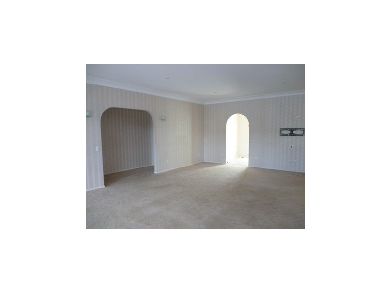 12 Marseille Court, Sorrento QLD 4217