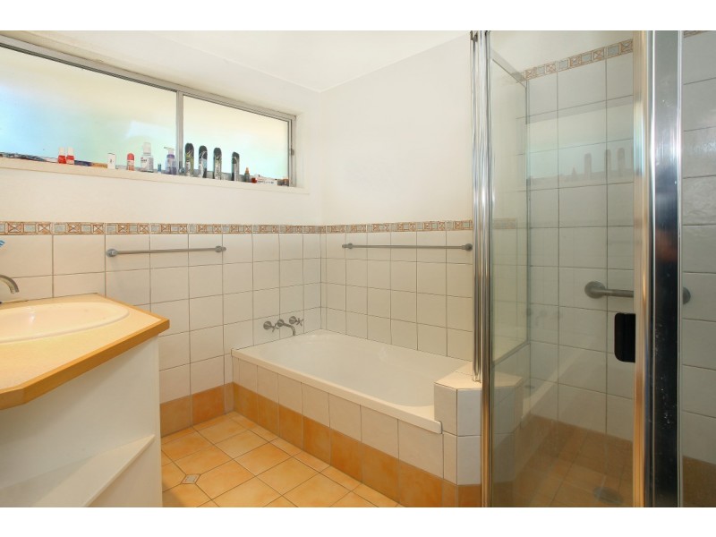 11 Capistrano Court, Southport QLD 4215