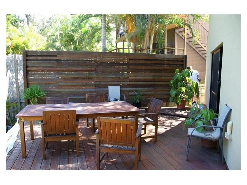 10 Robyn Street, Southport QLD 4215