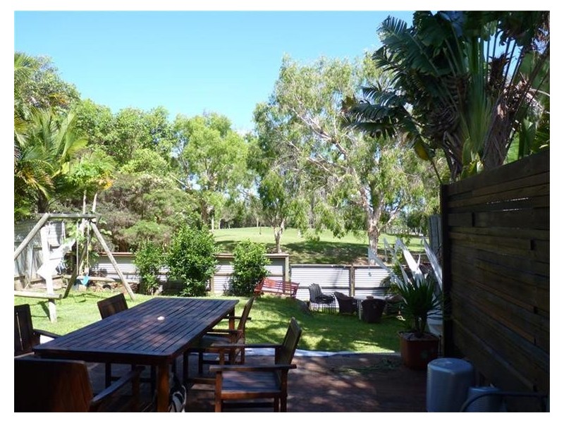 10 Robyn Street, Southport QLD 4215