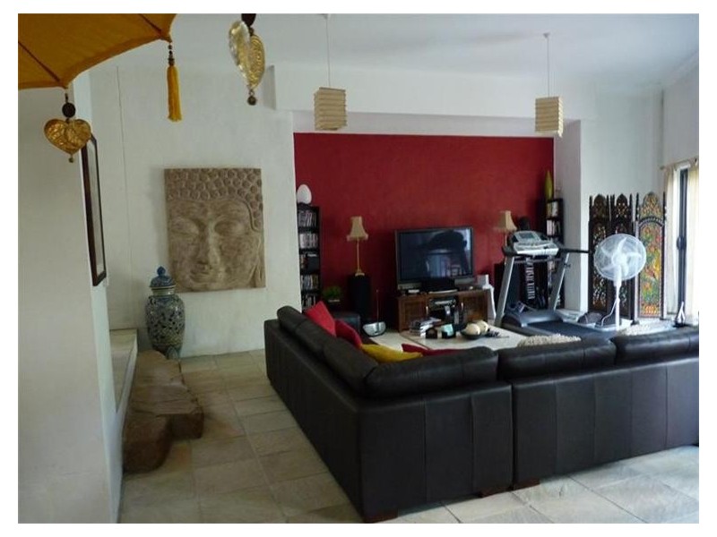 10 Robyn Street, Southport QLD 4215