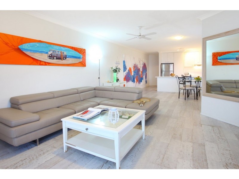 2/26 ‘Paros on the Beach’ OId Burleigh Rd, Surfers Paradise QLD 4217
