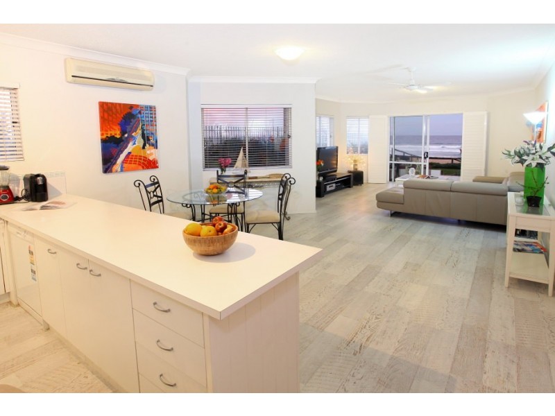 2/26 ‘Paros on the Beach’ OId Burleigh Rd, Surfers Paradise QLD 4217