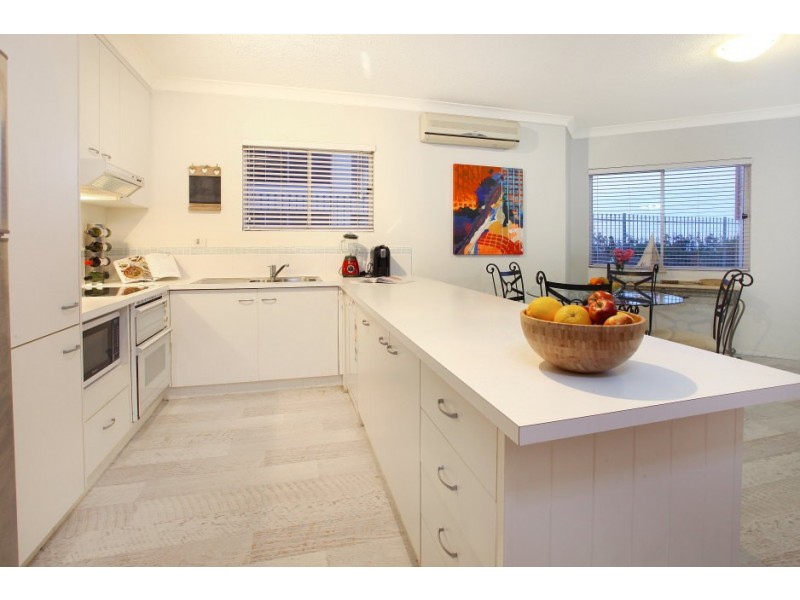 2/26 ‘Paros on the Beach’ OId Burleigh Rd, Surfers Paradise QLD 4217