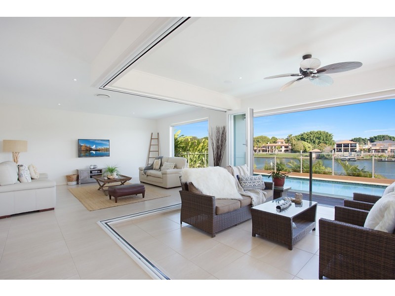 95 Sir Bruce Small Boulevard, Benowa Waters QLD 4217