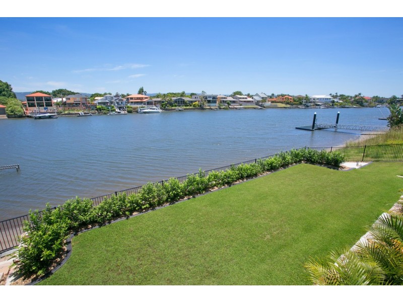 95 Sir Bruce Small Boulevard, Benowa Waters QLD 4217