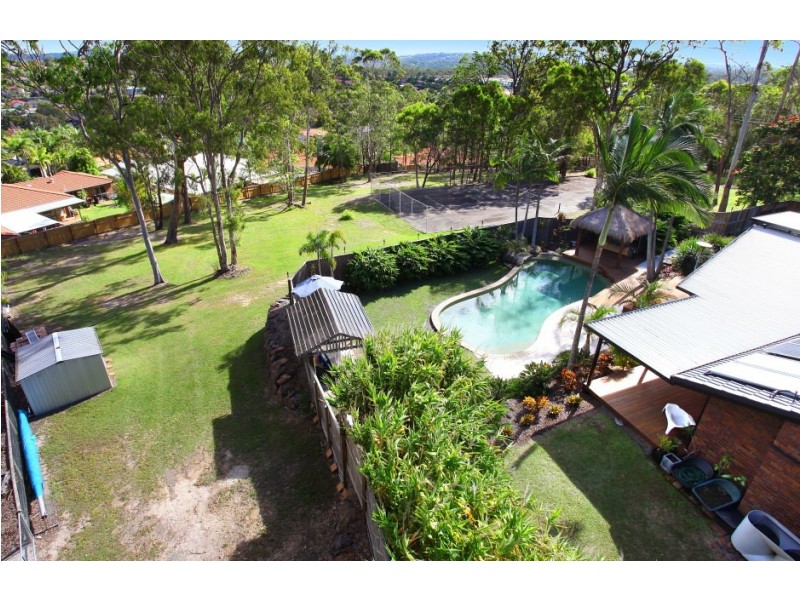 19 Uplands Drive, Parkwood QLD 4214