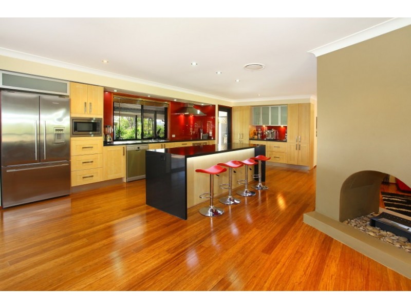 19 Uplands Drive, Parkwood QLD 4214