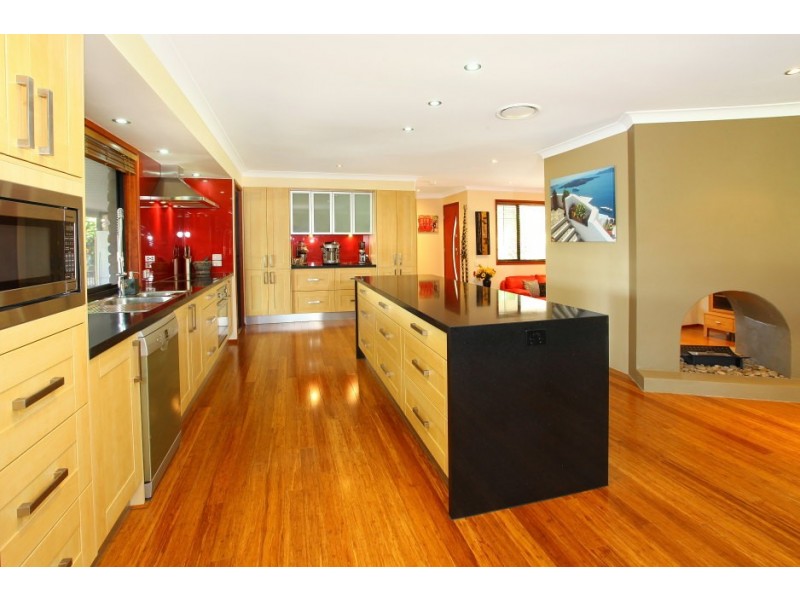 19 Uplands Drive, Parkwood QLD 4214