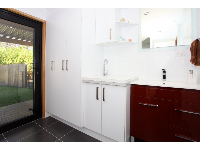 19 Uplands Drive, Parkwood QLD 4214