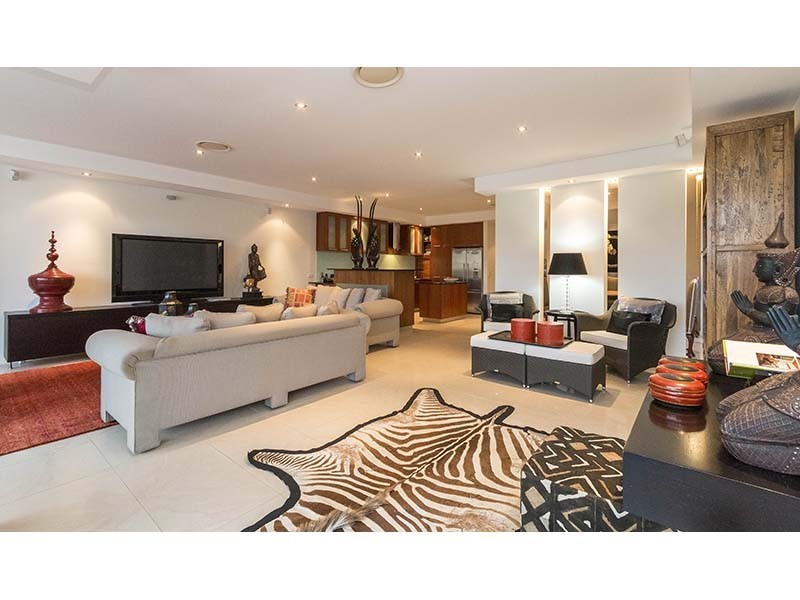 27B Sunrise Boulevard, Surfers Paradise QLD 4217