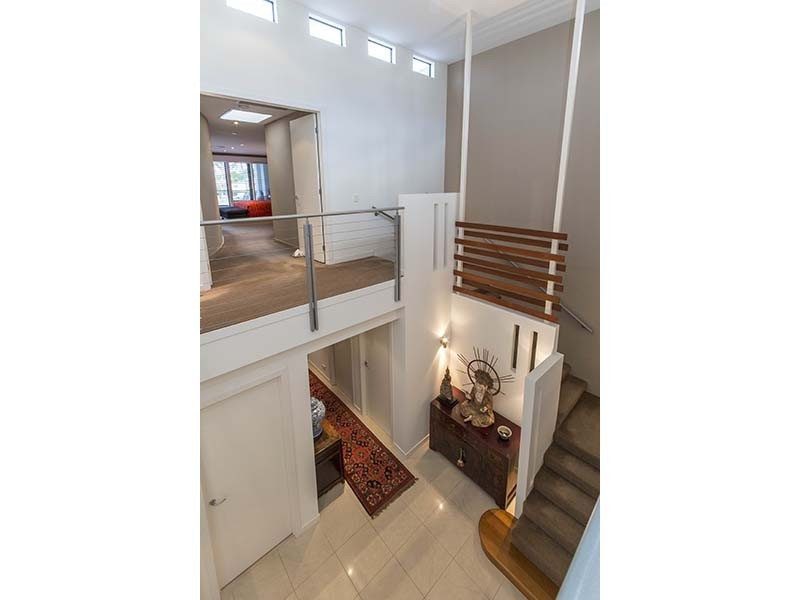 27B Sunrise Boulevard, Surfers Paradise QLD 4217