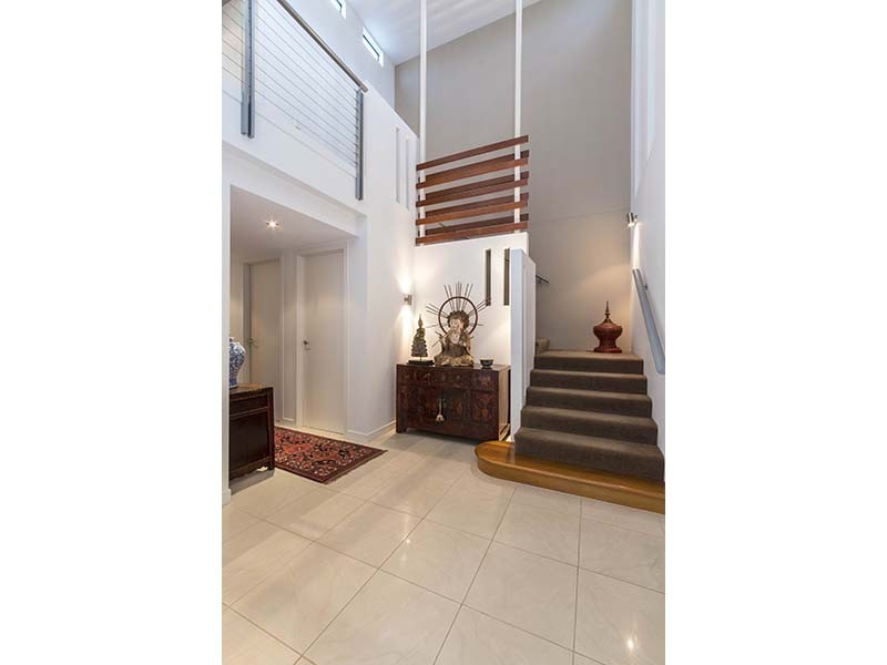 27B Sunrise Boulevard, Surfers Paradise QLD 4217