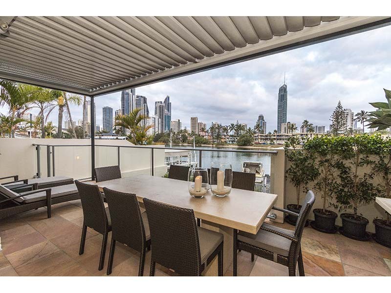 27B Sunrise Boulevard, Surfers Paradise QLD 4217