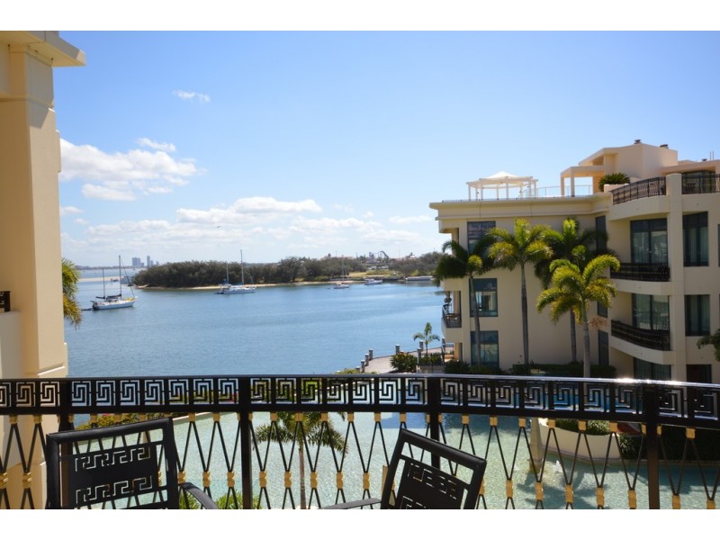 94 ‘Palazzo Versace’ Seaworld Drive, Main Beach QLD 4217