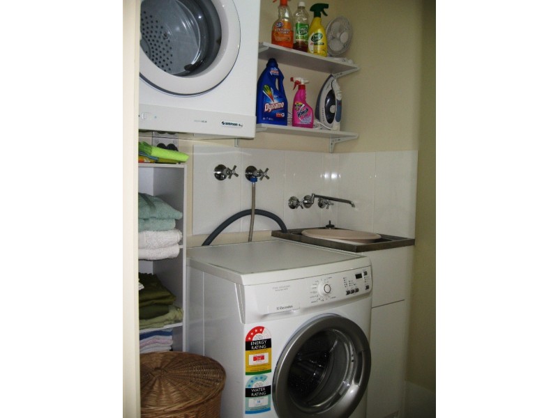 4/4 Sykes Court, Southport QLD 4215