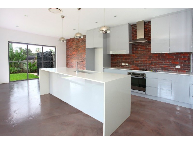 59 Heeb Street, Bundall QLD 4217