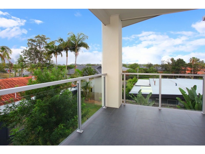 59 Heeb Street, Bundall QLD 4217