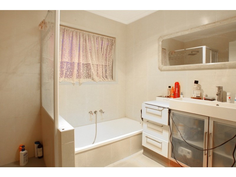 17 Minnie Street, Southport QLD 4215