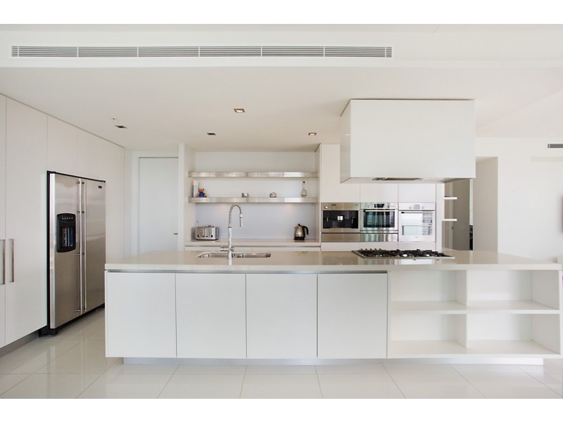 2201 ‘Axis’ 11 Hill Parade, Main Beach QLD 4217