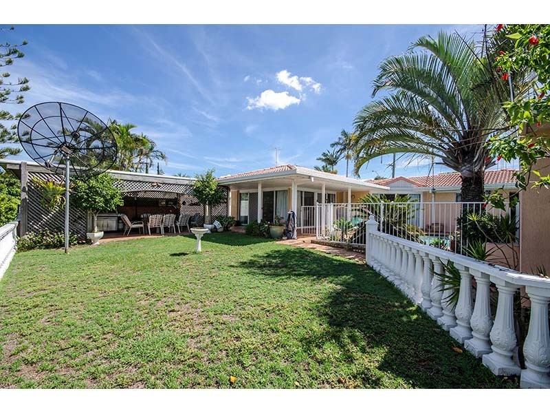 116 Salerno Street, Isle Of Capri QLD 4217